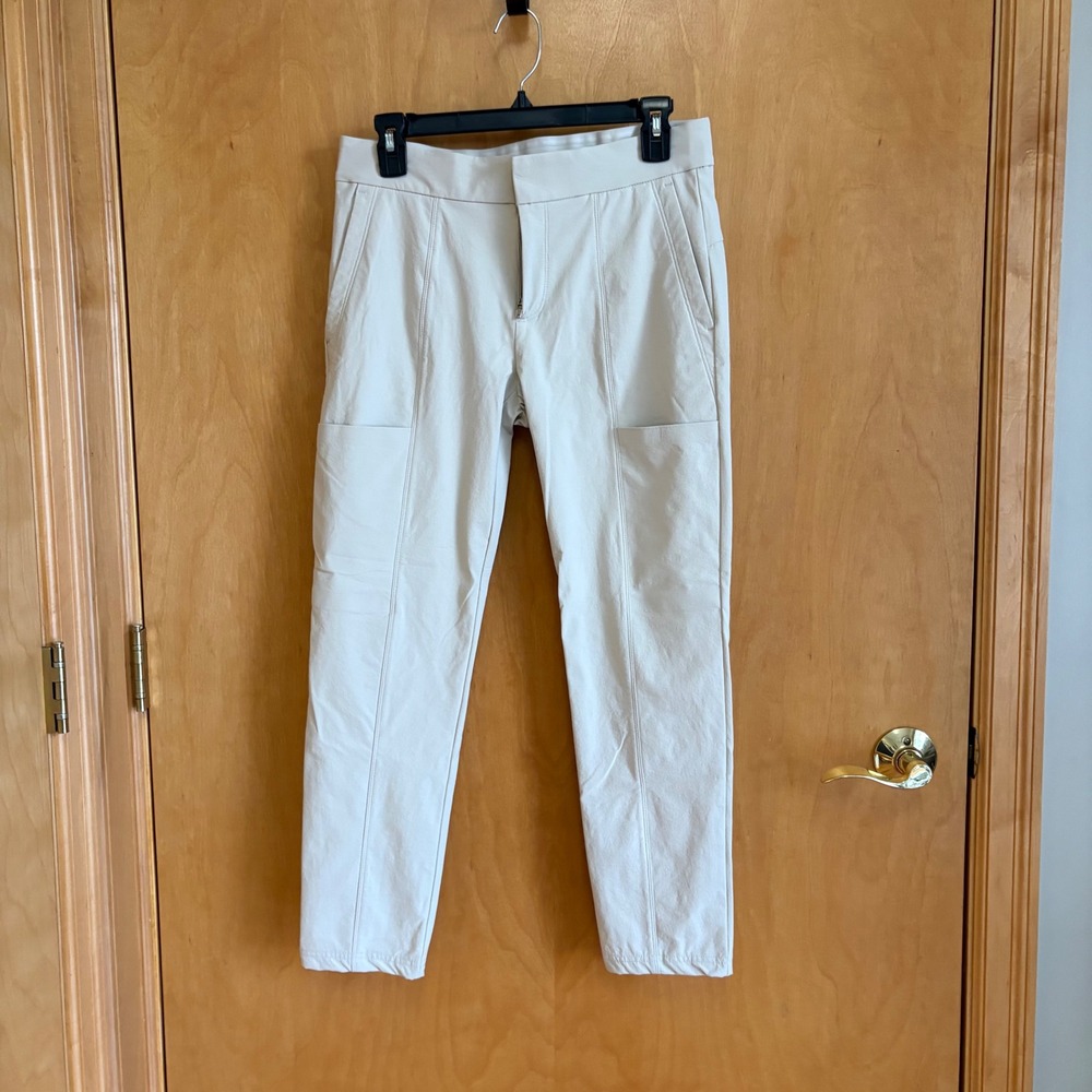 Athleta 4 Bone White Utility Hiking Trousers